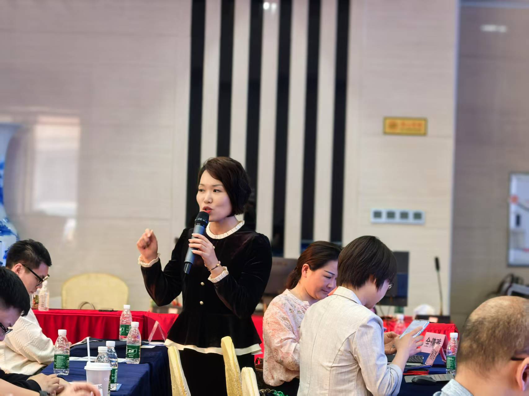 楊雙林專家代表受邀參加2025年廣東省高新技術(shù)企業(yè)培育政策宣講活動(清遠站)