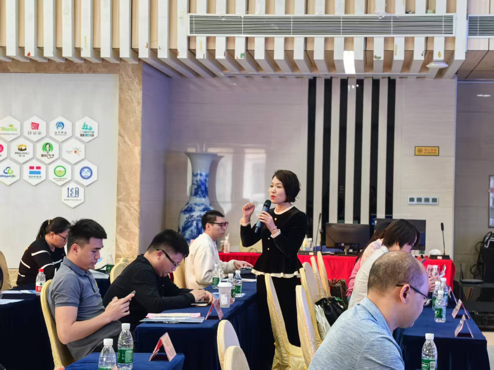 楊雙林專家代表受邀參加2025年廣東省高新技術(shù)企業(yè)培育政策宣講活動(清遠站)